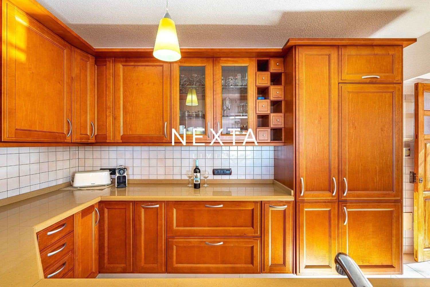 4 soverom Villa til salgs i Costa Adeje med svømmebasseng garasje - € 1 150 000 (Ref: 9786006)