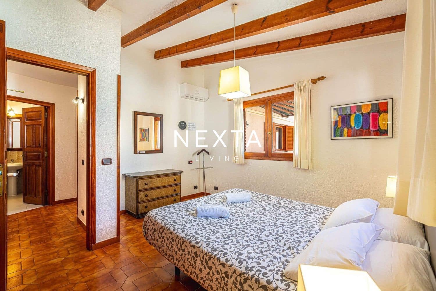 4 soverom Villa til salgs i Costa Adeje med svømmebasseng garasje - € 1 150 000 (Ref: 9786006)