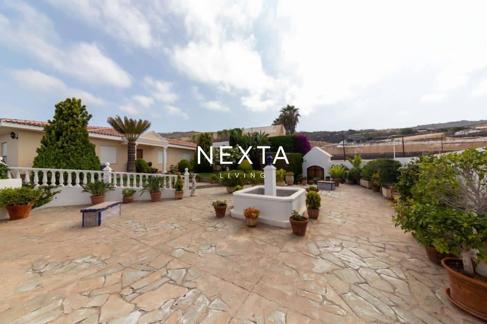 3 Zimmer Villa zu verkaufen in Guia de Isora mit Pool - 3.200.000 € (Ref: 9793711)