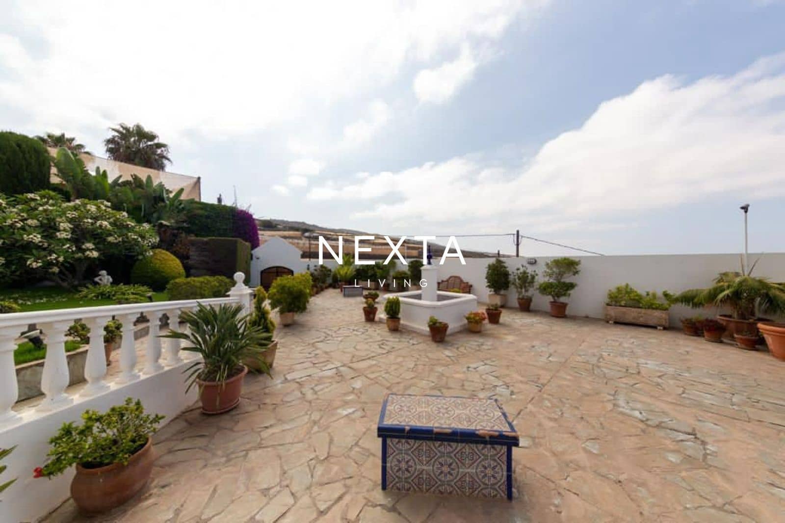 3 Zimmer Villa zu verkaufen in Guia de Isora mit Pool - 3.200.000 € (Ref: 9793711)