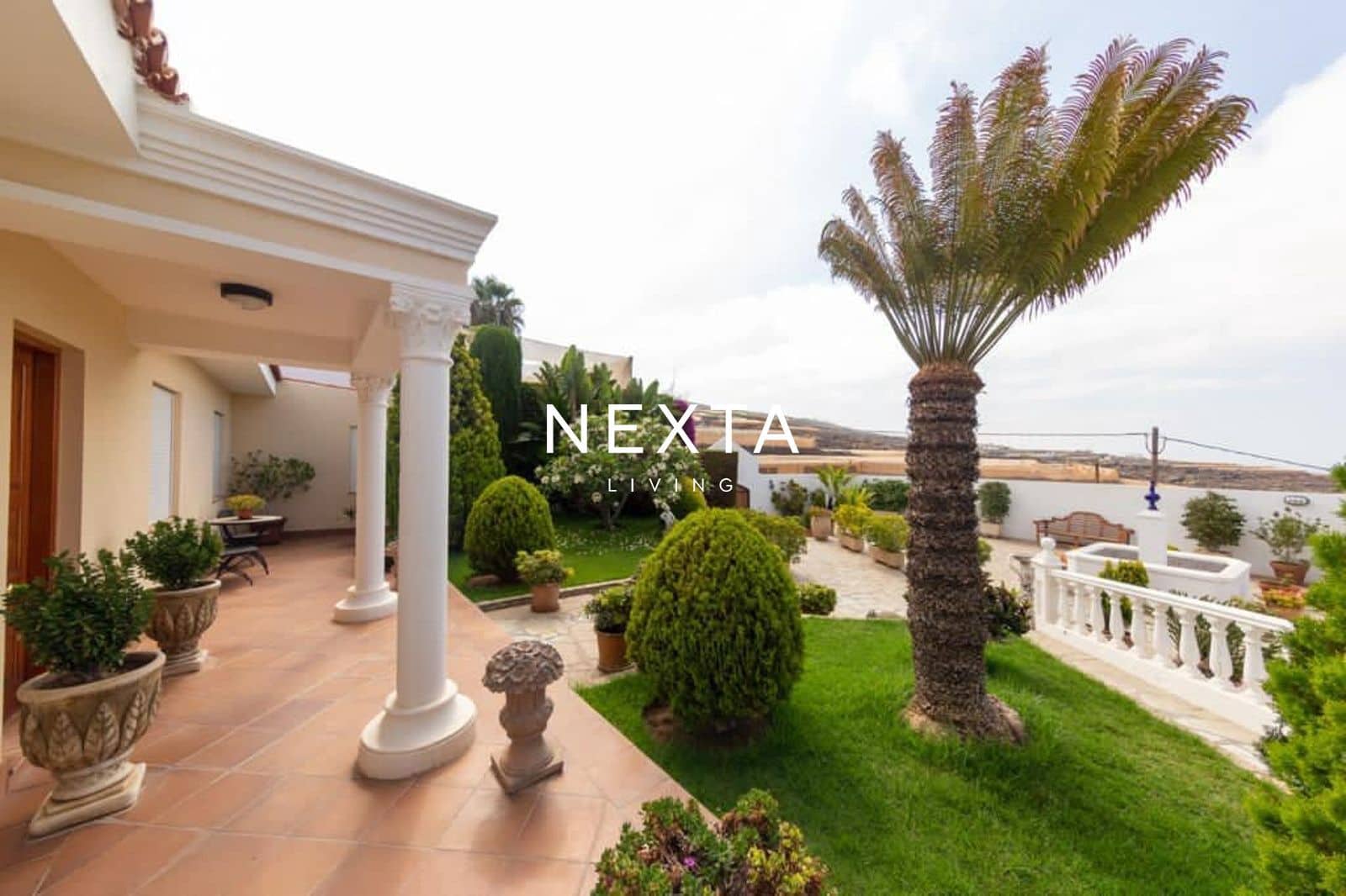 3 Zimmer Villa zu verkaufen in Guia de Isora mit Pool - 3.200.000 € (Ref: 9793711)