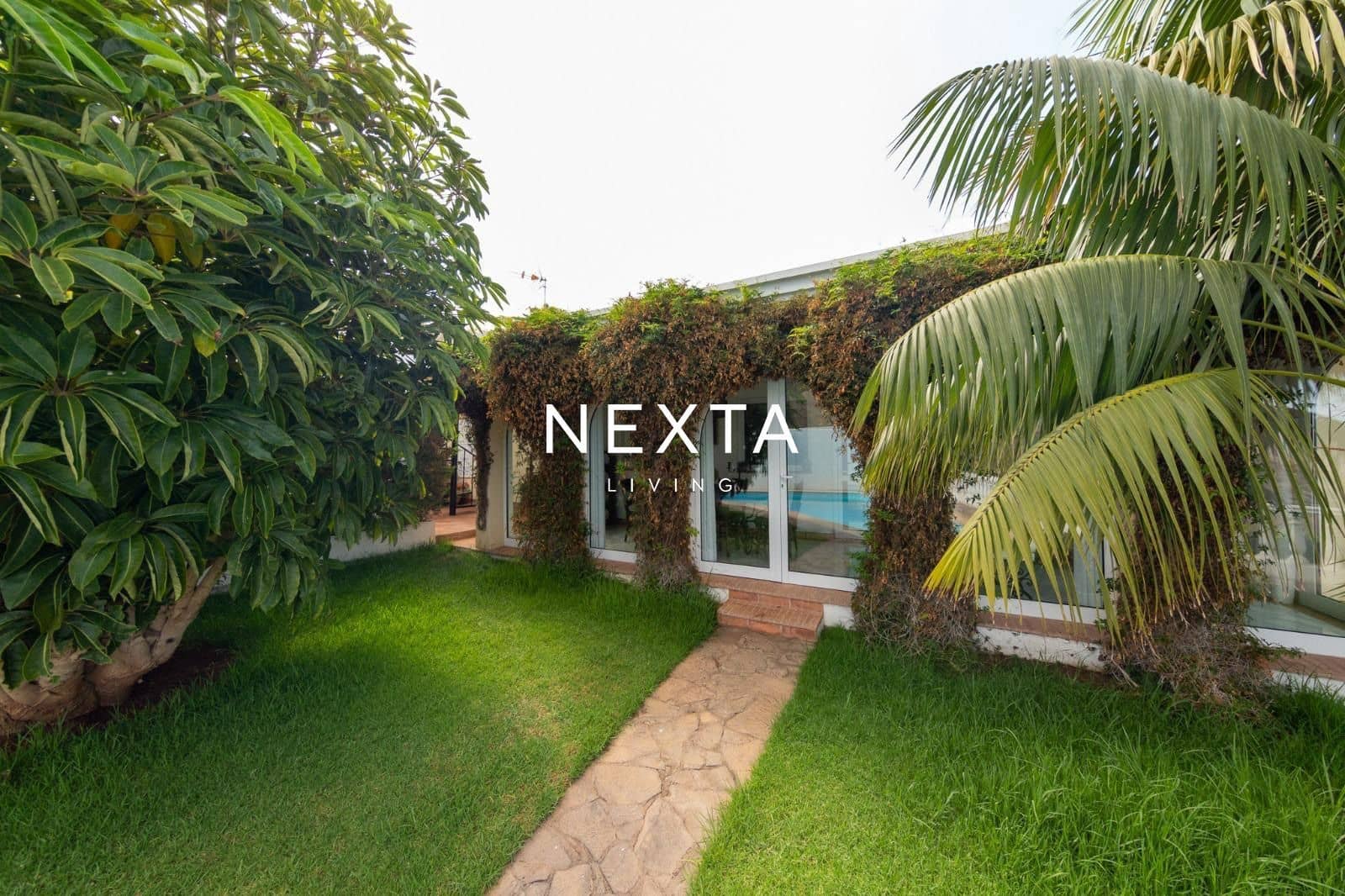 3 Zimmer Villa zu verkaufen in Guia de Isora mit Pool - 3.200.000 € (Ref: 9793711)