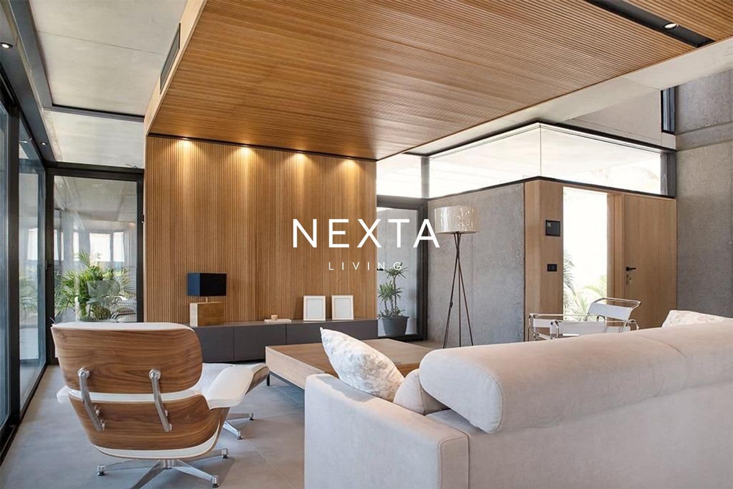 4 soveværelse Villa til salg i Playa Paraiso med swimmingpool garage - € 5.500.000 (Ref: 9800072)