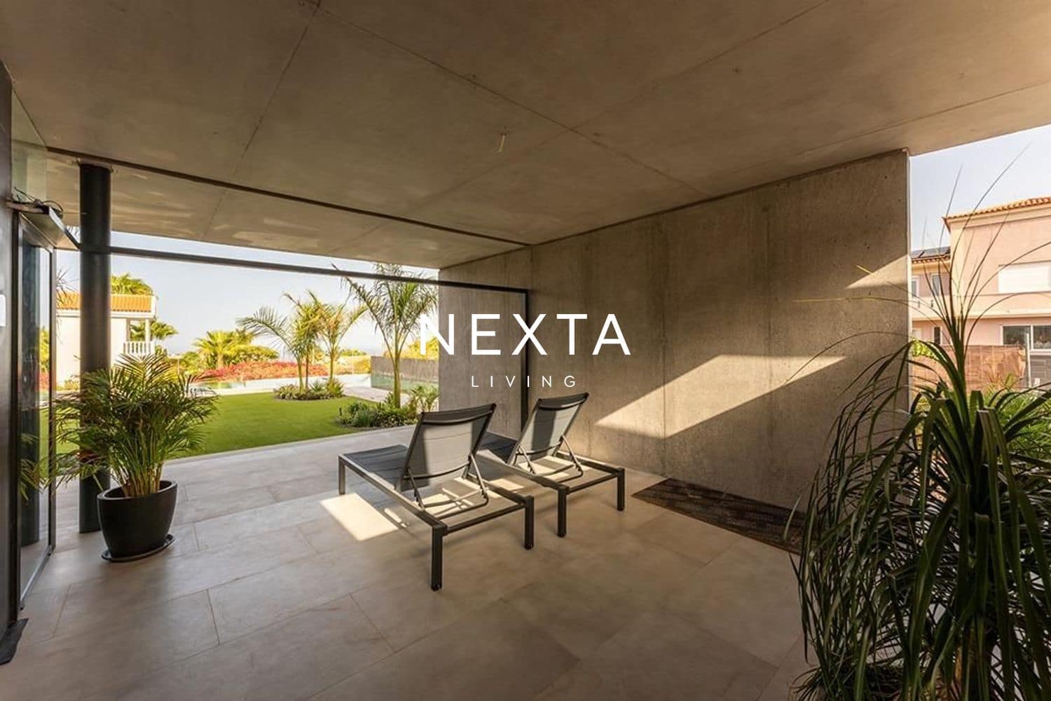 4 soveværelse Villa til salg i Playa Paraiso med swimmingpool garage - € 5.500.000 (Ref: 9800072)