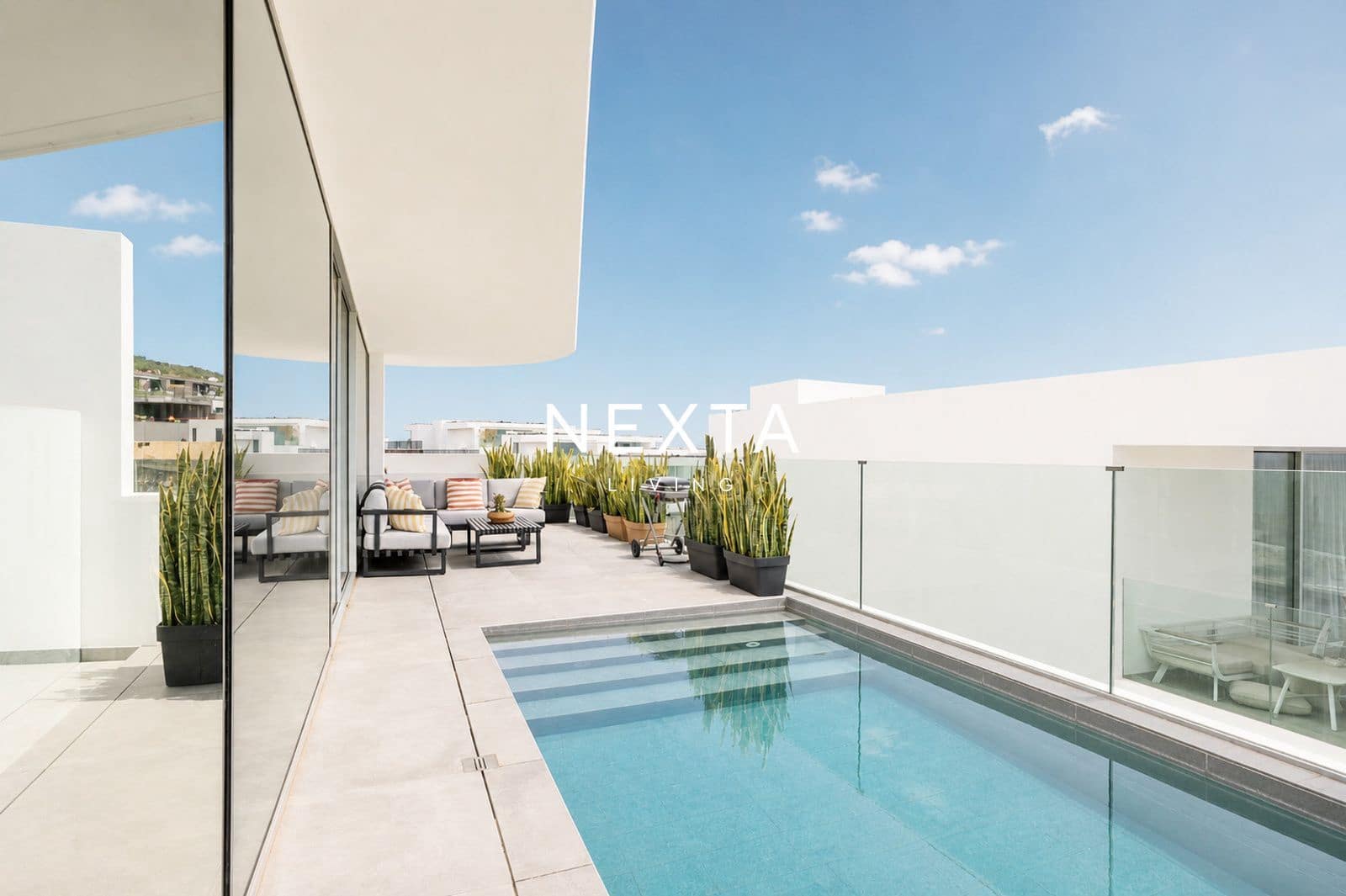 4 bedroom Townhouse for sale in Callao Salvaje with pool garage - € 1,525,000 (Ref: 9820911)