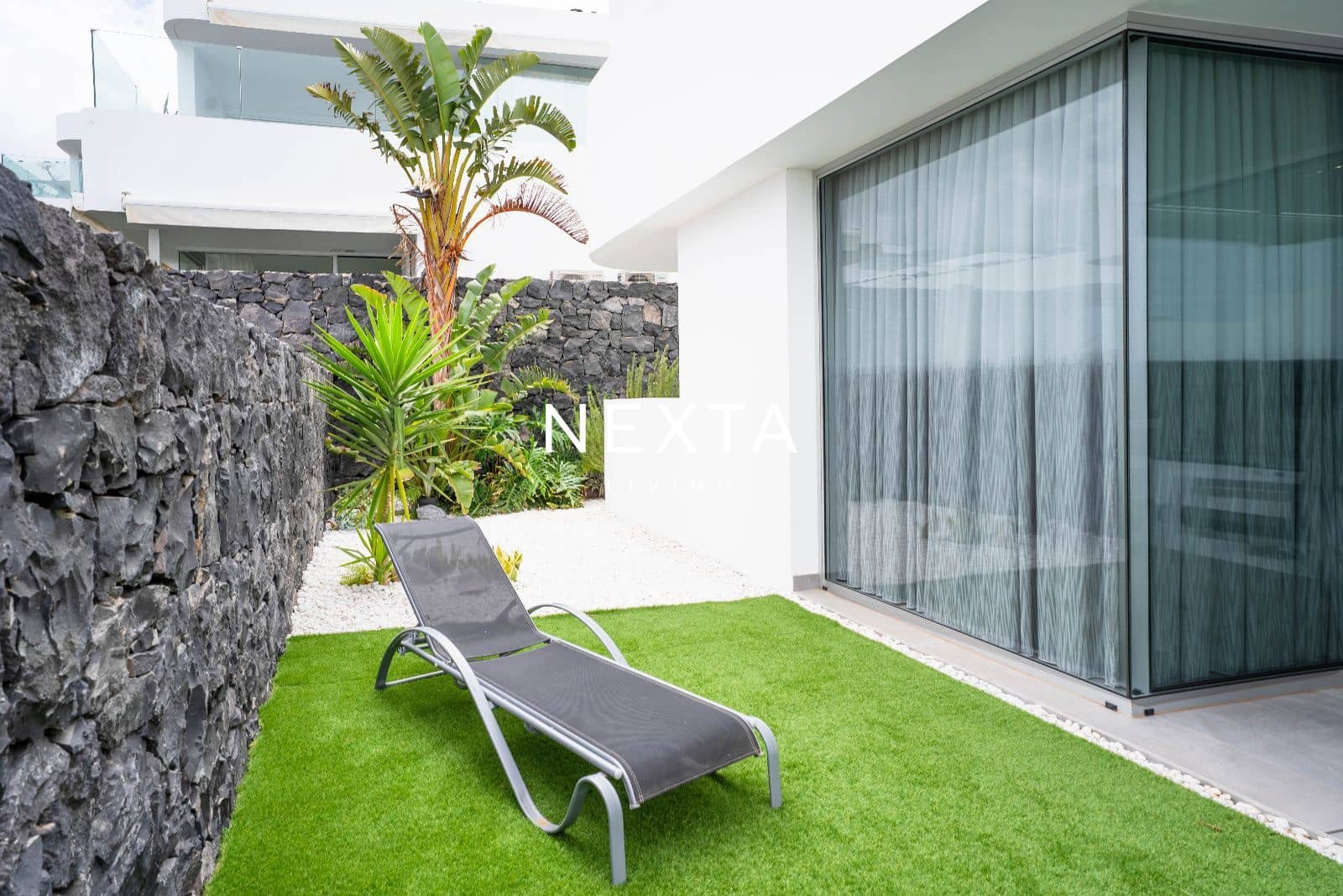 4 bedroom Townhouse for sale in Callao Salvaje with pool garage - € 1,525,000 (Ref: 9820911)