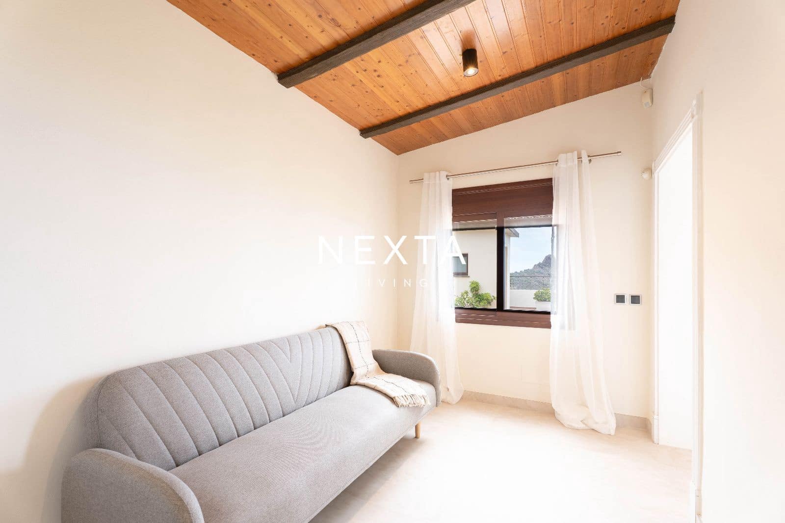 4 bedroom Villa for sale in Roque del Conde with pool garage - € 1,750,000 (Ref: 9828049)