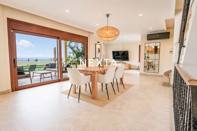 4 soveværelse Villa til salg i Roque del Conde, Adeje med swimmingpool garage - € 1.750.000 (Ref: 9828049)