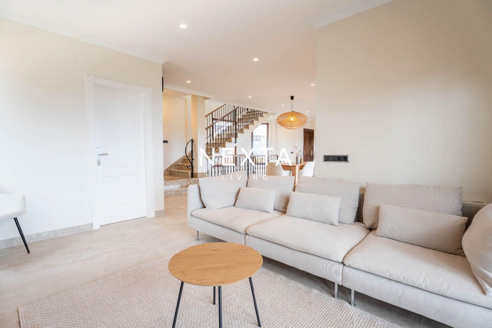 4 bedroom Villa for sale in Roque del Conde with pool garage - € 1,750,000 (Ref: 9828049)