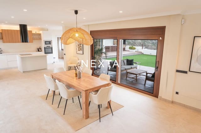 4 soveværelse Villa til salg i Roque del Conde, Adeje med swimmingpool garage - € 1.750.000 (Ref: 9828049)