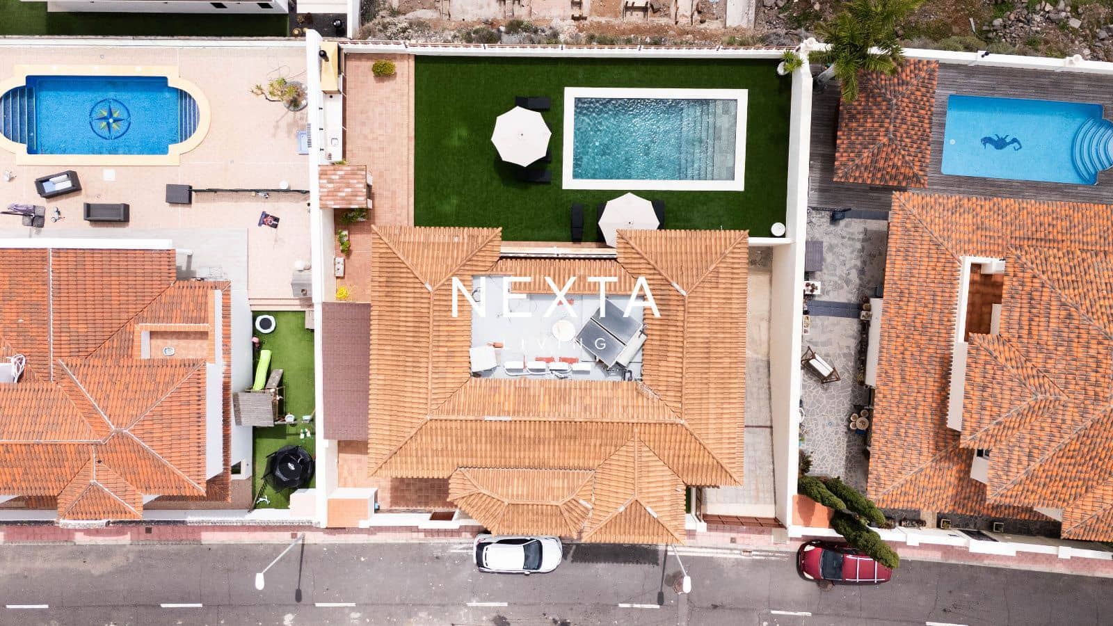 4 bedroom Villa for sale in Roque del Conde with pool garage - € 1,750,000 (Ref: 9828049)