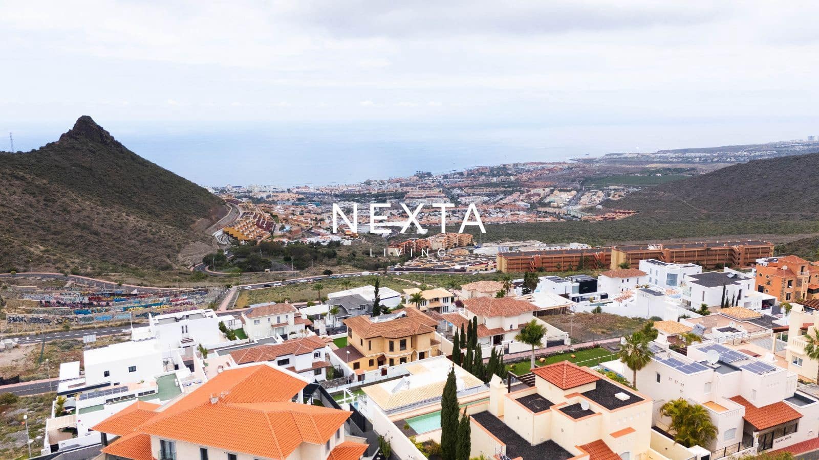 4 bedroom Villa for sale in Roque del Conde with pool garage - € 1,750,000 (Ref: 9828049)