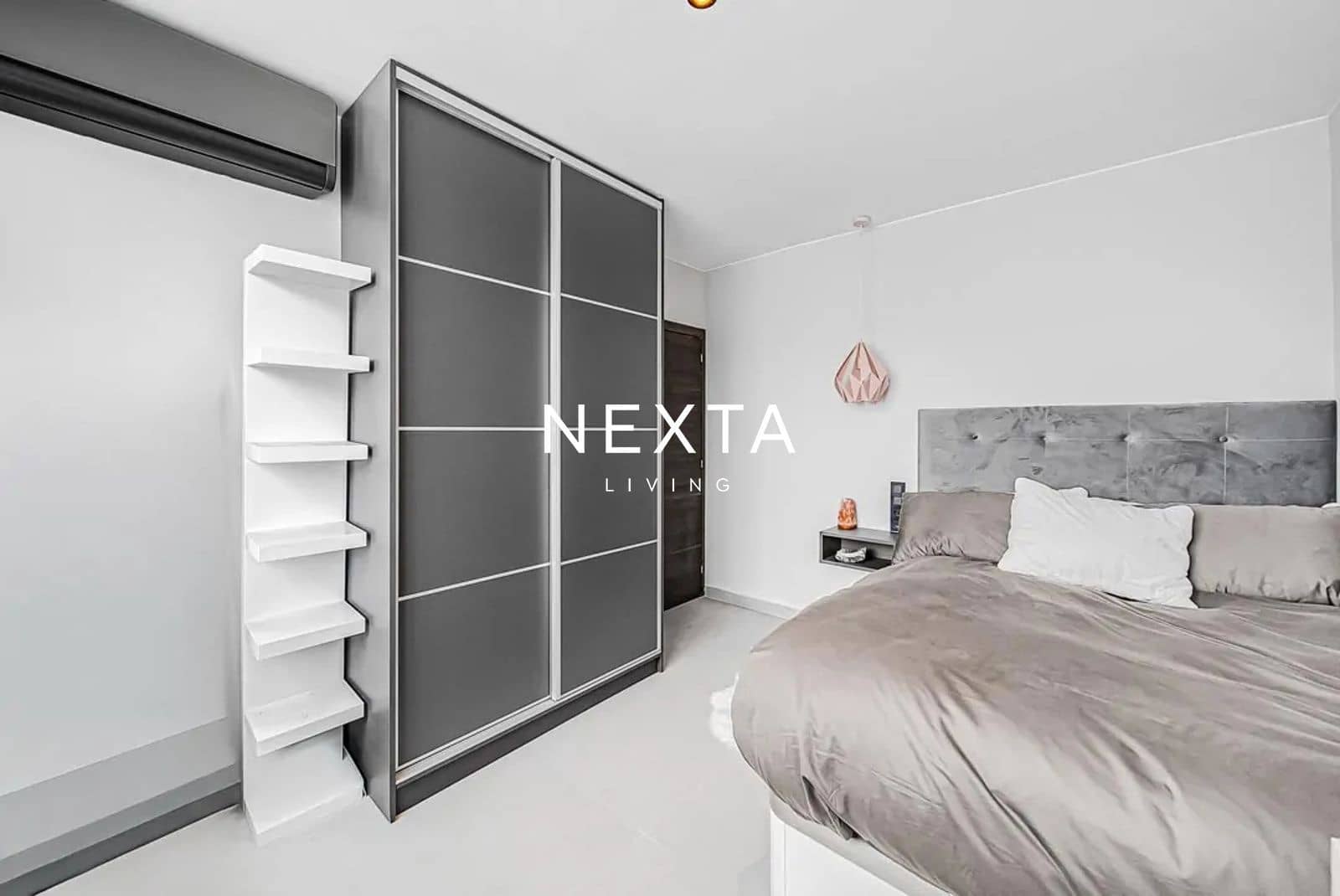 4 slaapkamer Huis te koop in Costa Adeje met zwembad garage - € 1.395.000 (Ref: 9832993)