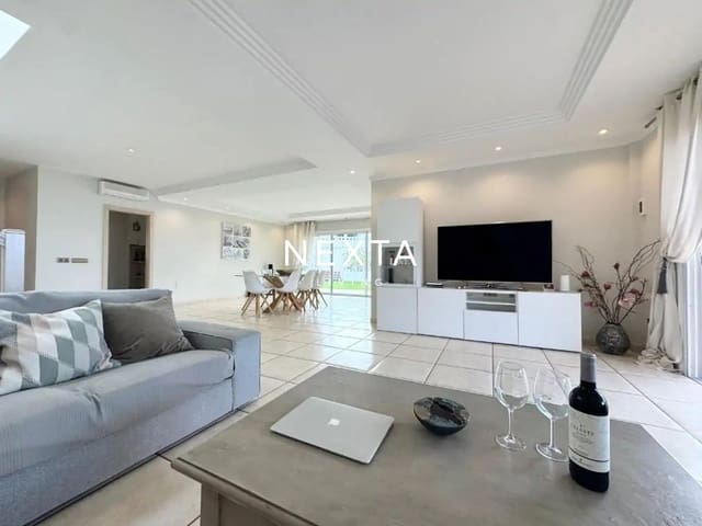 4 quarto Casa em Banda para venda em San Eugenio Alto, Adeje com piscina - 1 300 000 € (Ref: 9834607)