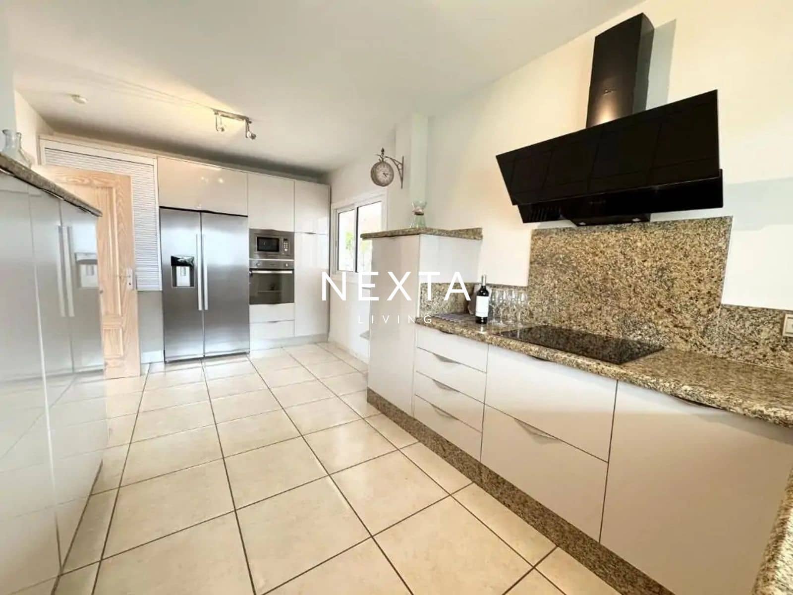4 bedroom Townhouse for sale in Costa Adeje with pool - € 1,300,000 (Ref: 9834607)