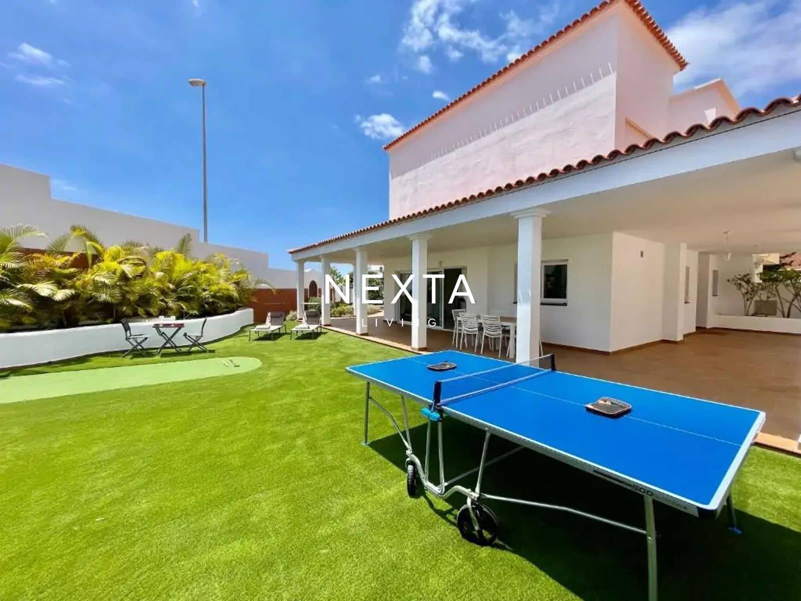 4 bedroom Townhouse for sale in Costa Adeje with pool - € 1,300,000 (Ref: 9834607)