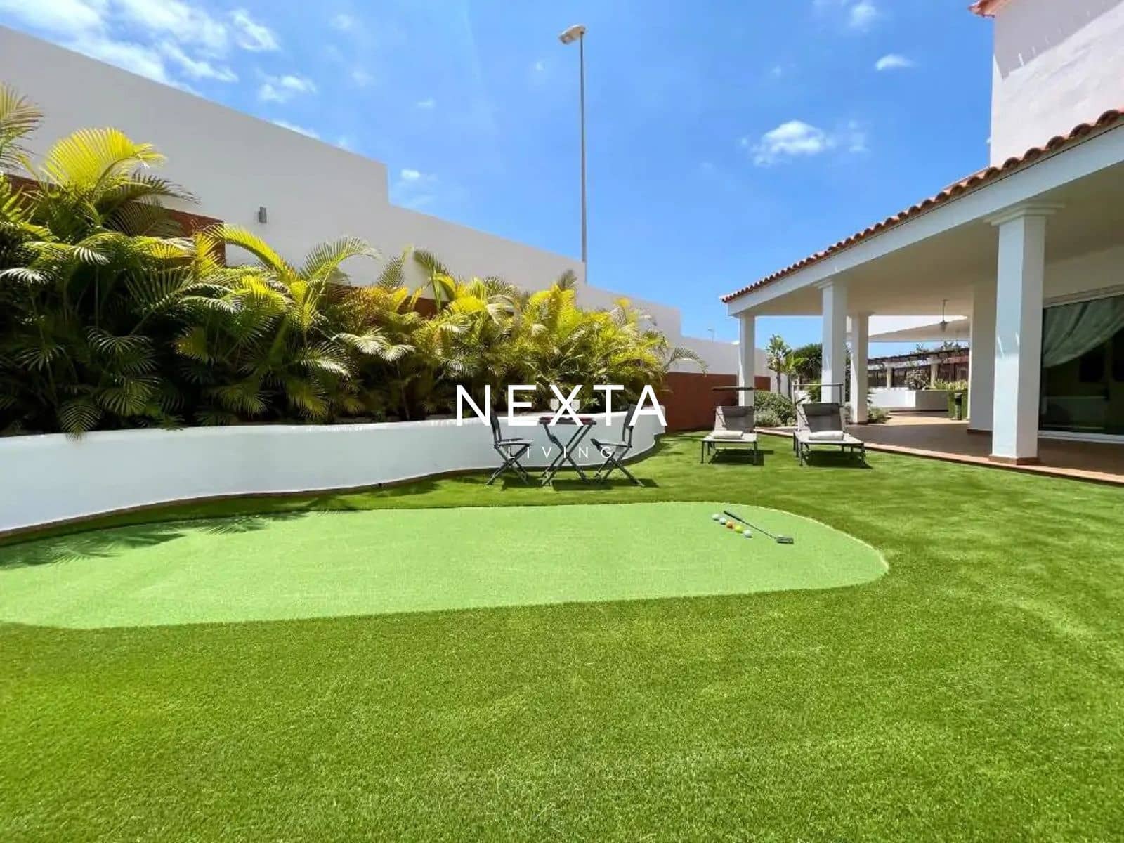 4 bedroom Townhouse for sale in Costa Adeje with pool - € 1,300,000 (Ref: 9834607)