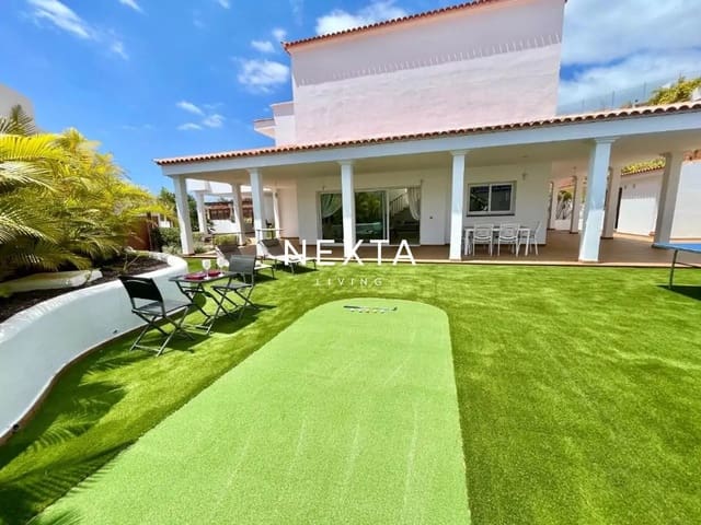 4 quarto Casa em Banda para venda em San Eugenio Alto, Adeje com piscina - 1 300 000 € (Ref: 9834607)