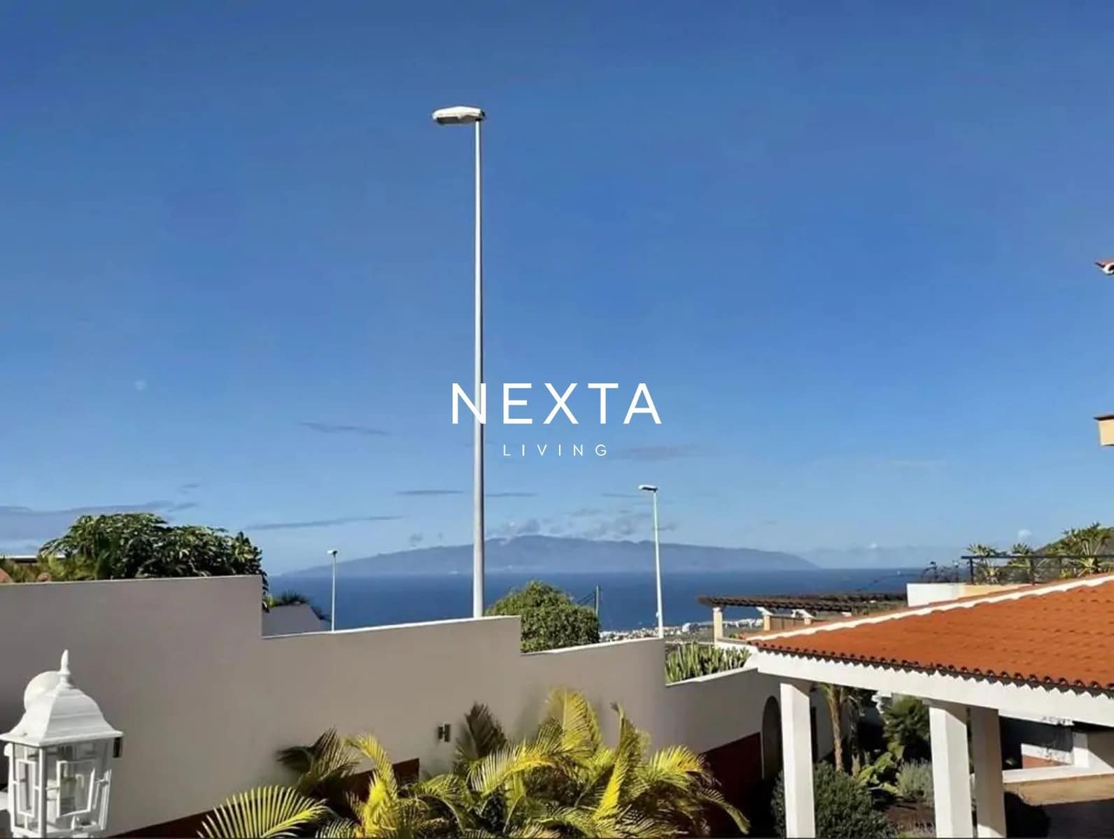 4 bedroom Townhouse for sale in Costa Adeje with pool - € 1,300,000 (Ref: 9834607)