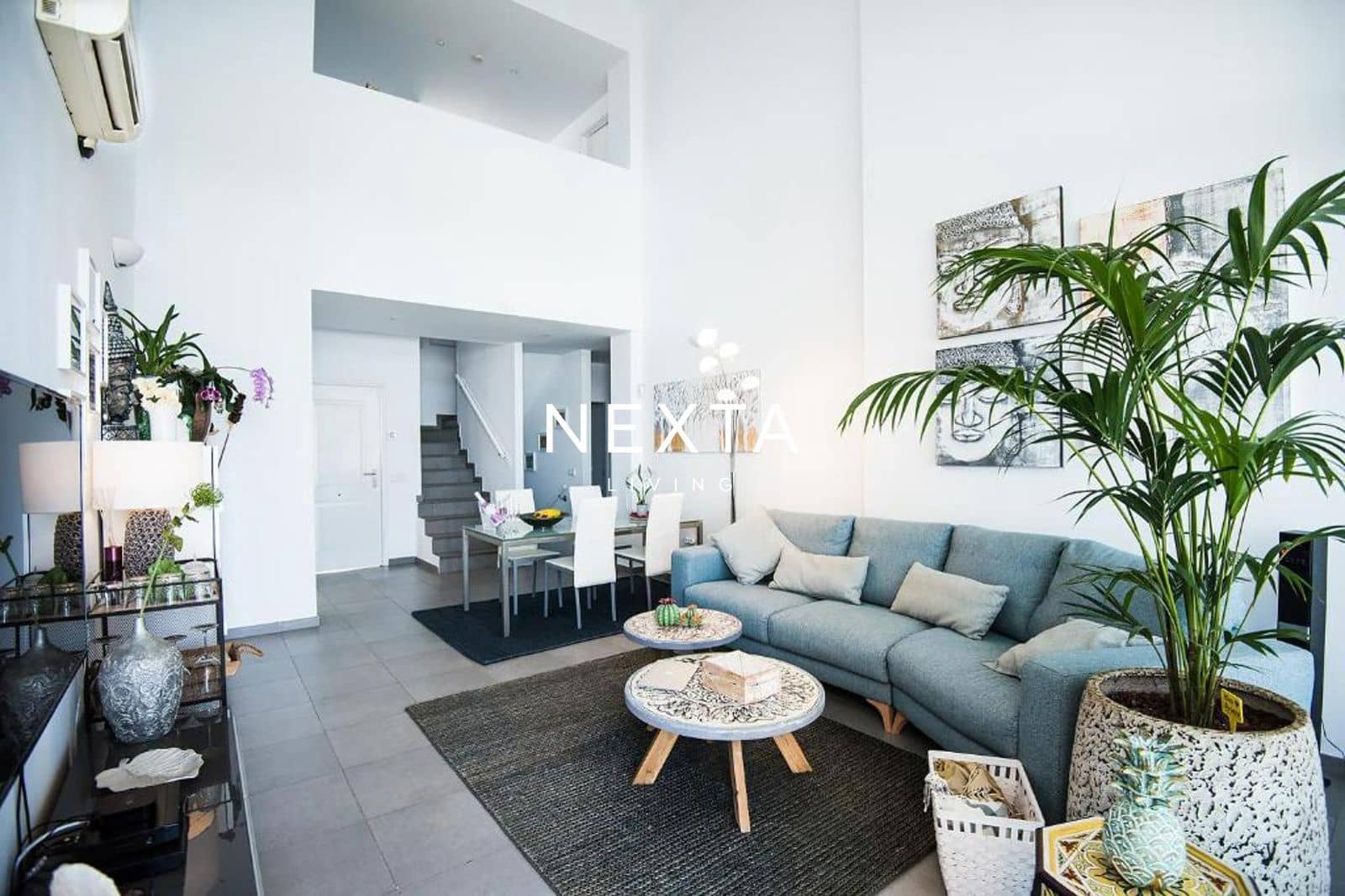 3 bedroom Villa for sale in Adeje with pool garage - € 1,690,000 (Ref: 9854713)