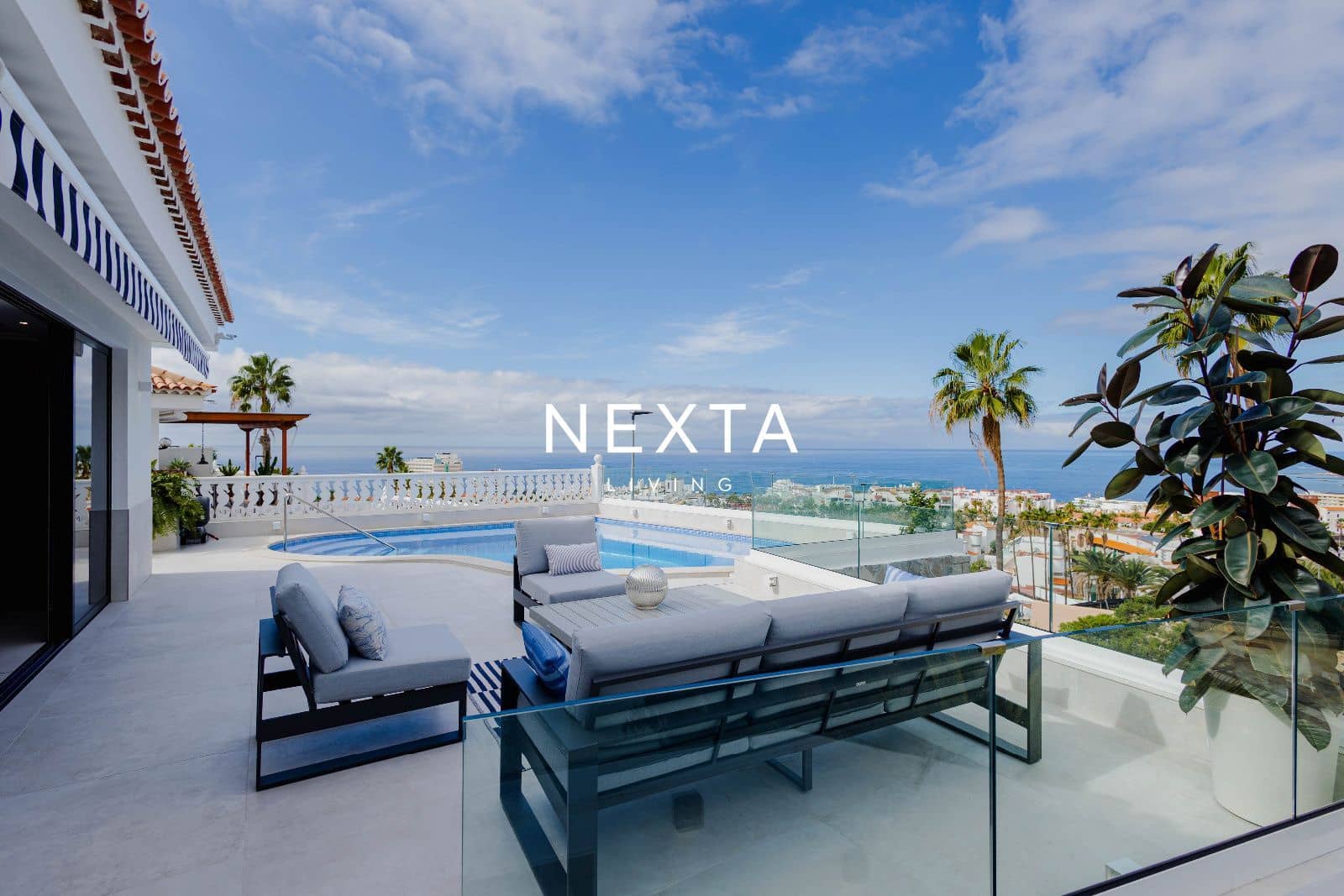 4 bedroom Villa for sale in Playa del Duque with pool garage - € 2,490,000 (Ref: 9854714)