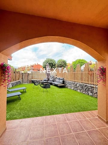 3 soveværelse Byhus til leje i Golf del Sur, San Miguel de Abona med swimmingpool garage - € 3.000 (Ref: 9854721)