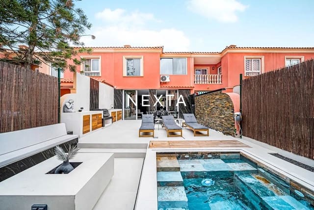 4 sypialnia Dom na sprzedaż w Costa Adeje, Adeje z basenem garażem - 1 395 000 € (Ref: 9854723)