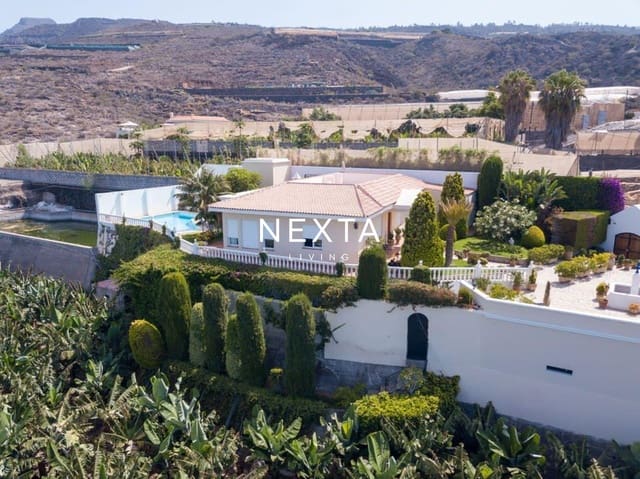 3 soverom Villa til salgs i Guía de Isora med svømmebasseng - € 3 200 000 (Ref: 9854724)