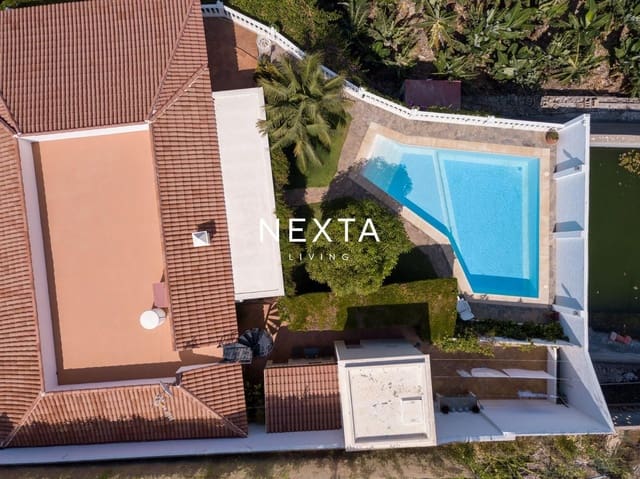 3 soverom Villa til salgs i Guía de Isora med svømmebasseng - € 3 200 000 (Ref: 9854724)