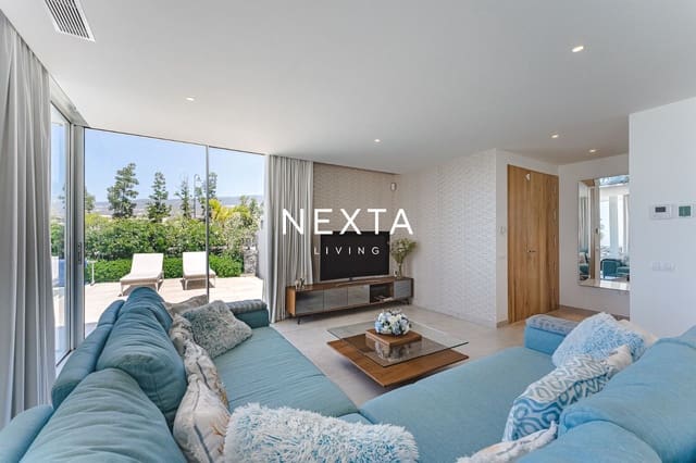 3 soverom Villa til salgs i Guía de Isora med svømmebasseng garasje - € 1 699 000 (Ref: 9867955)