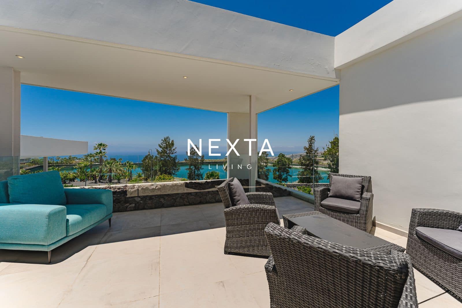 3 bedroom Villa for sale in Guia de Isora with pool garage - € 1,699,000 (Ref: 9867955)