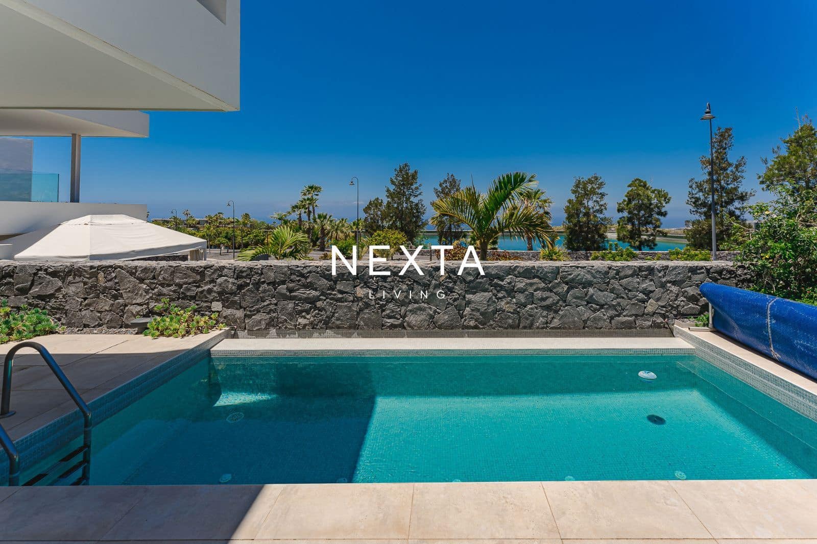3 bedroom Villa for sale in Guia de Isora with pool garage - € 1,699,000 (Ref: 9867955)
