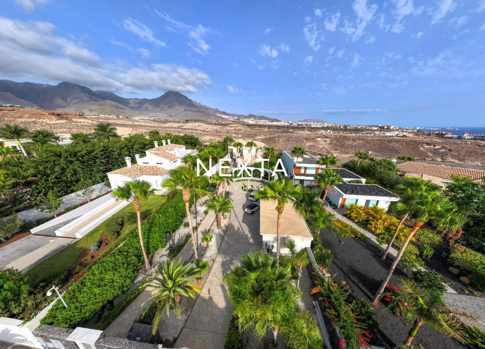 6 bedroom Villa for sale in Costa Adeje with pool garage - € 5,950,000 (Ref: 9867956)