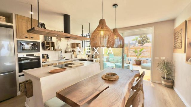Chalet de 5 habitaciones en Chayofa, Arona en venta con piscina garaje - 1.270.000 € (Ref: 9883718)