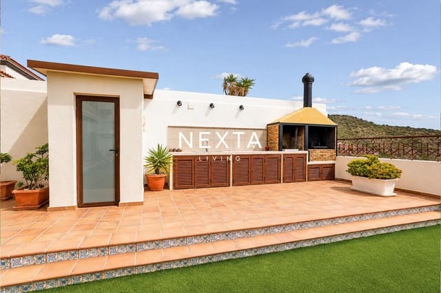4 quarto Moradia para venda em Roque del Conde, Adeje com piscina garagem - 1 750 000 € (Ref: 9883771)