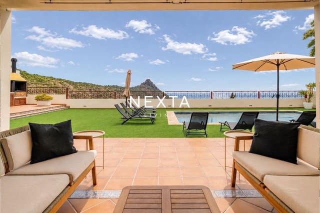 4 quarto Moradia para venda em Roque del Conde, Adeje com piscina garagem - 1 750 000 € (Ref: 9883771)