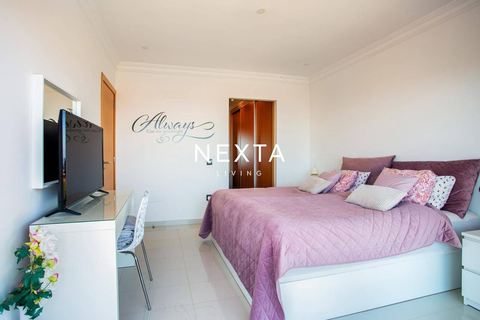 3 bedroom Villa for sale in Torviscas with pool garage - € 1,480,000 (Ref: 9919036)