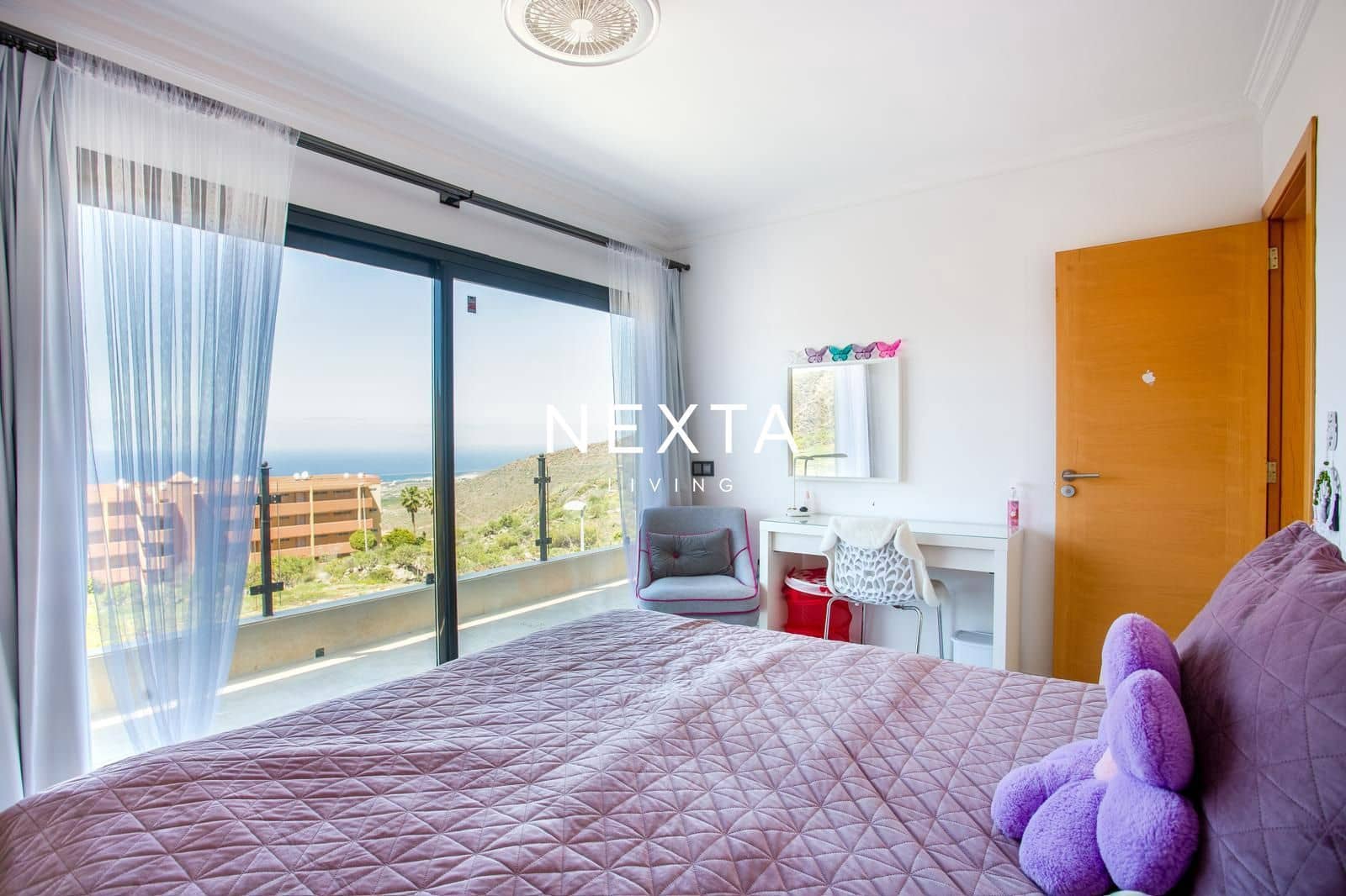 3 bedroom Villa for sale in Torviscas with pool garage - € 1,480,000 (Ref: 9919036)