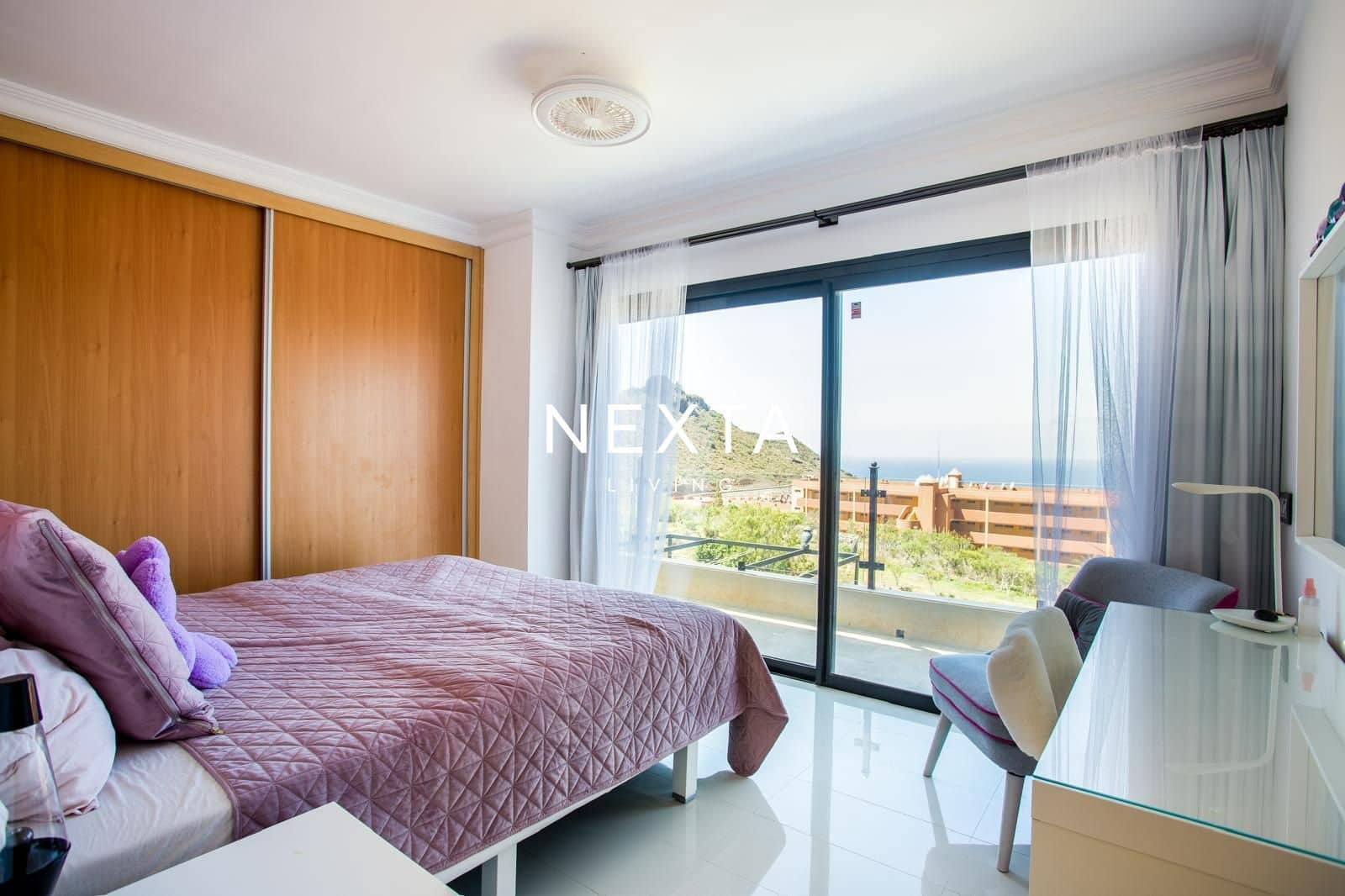 3 bedroom Villa for sale in Torviscas with pool garage - € 1,480,000 (Ref: 9919036)
