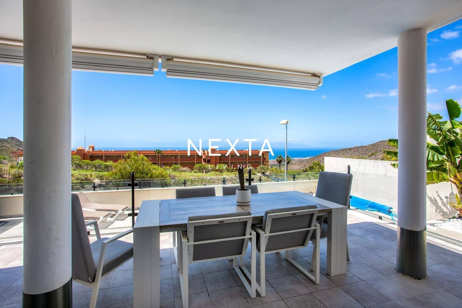 3 bedroom Villa for sale in Torviscas with pool garage - € 1,480,000 (Ref: 9919036)