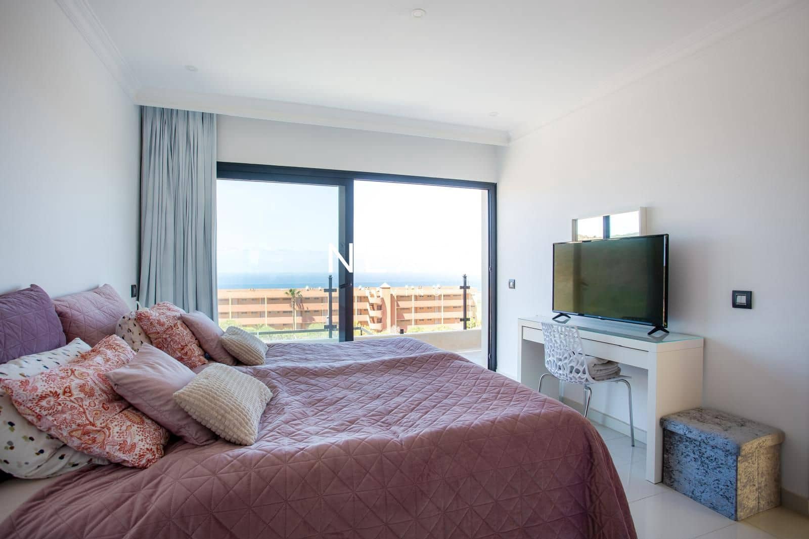 3 bedroom Villa for sale in Torviscas with pool garage - € 1,480,000 (Ref: 9919036)
