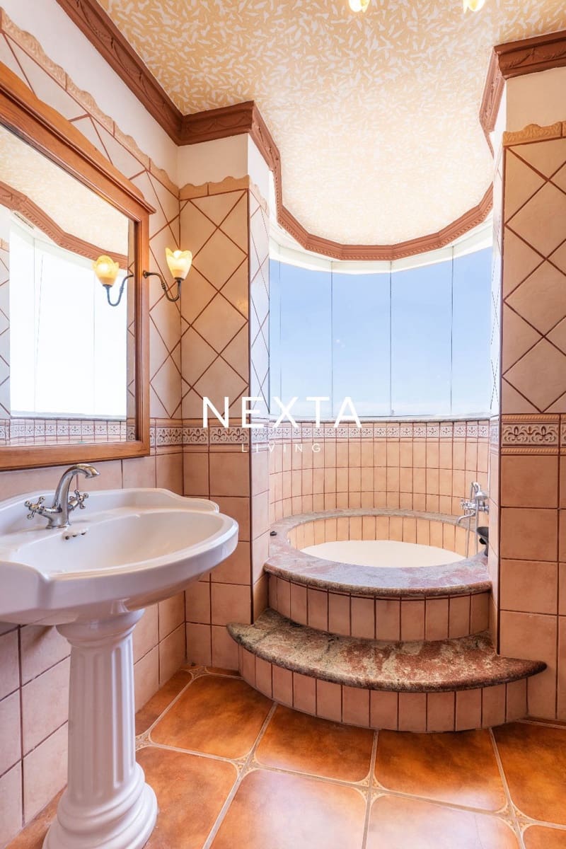 6 chambre Villa/Maison à vendre à Los Menores avec piscine garage - 1 180 000 € (Ref: 9921439)
