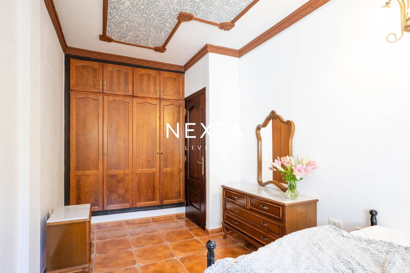 6 chambre Villa/Maison à vendre à Los Menores avec piscine garage - 1 180 000 € (Ref: 9921439)