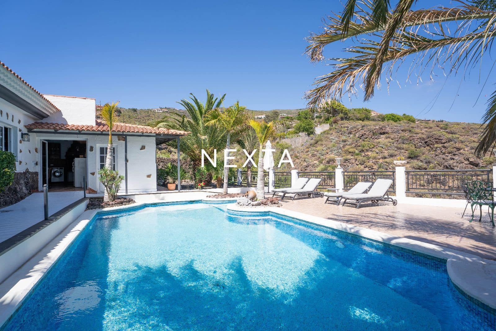 6 chambre Villa/Maison à vendre à Los Menores avec piscine garage - 1 180 000 € (Ref: 9921439)