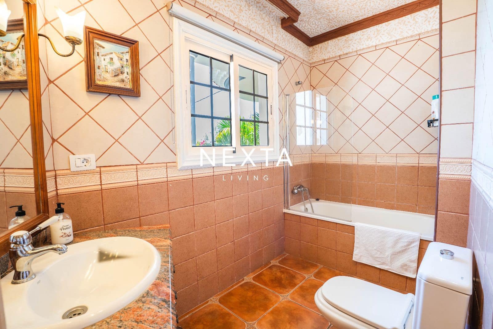 6 chambre Villa/Maison à vendre à Los Menores avec piscine garage - 1 180 000 € (Ref: 9921439)
