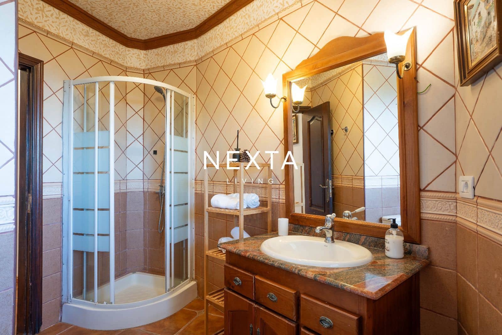 6 chambre Villa/Maison à vendre à Los Menores avec piscine garage - 1 180 000 € (Ref: 9921439)
