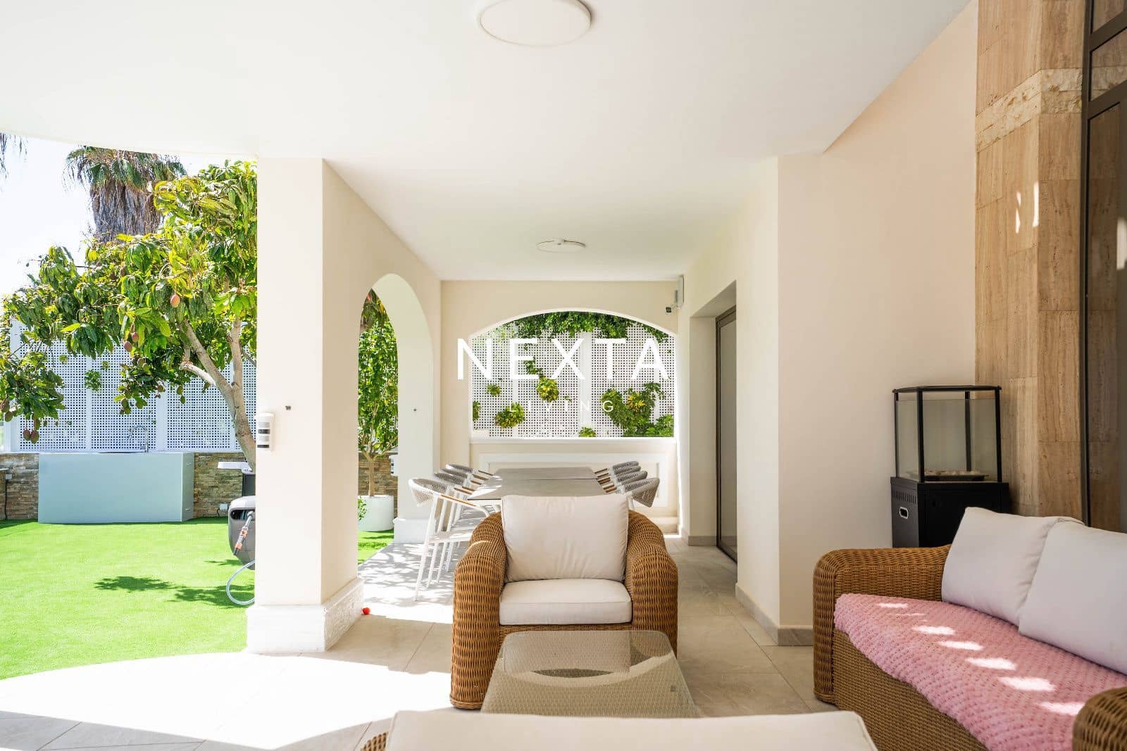 4 chambre Villa/Maison à vendre à La Caleta Adeje avec piscine garage - 3 500 000 € (Ref: 9921440)