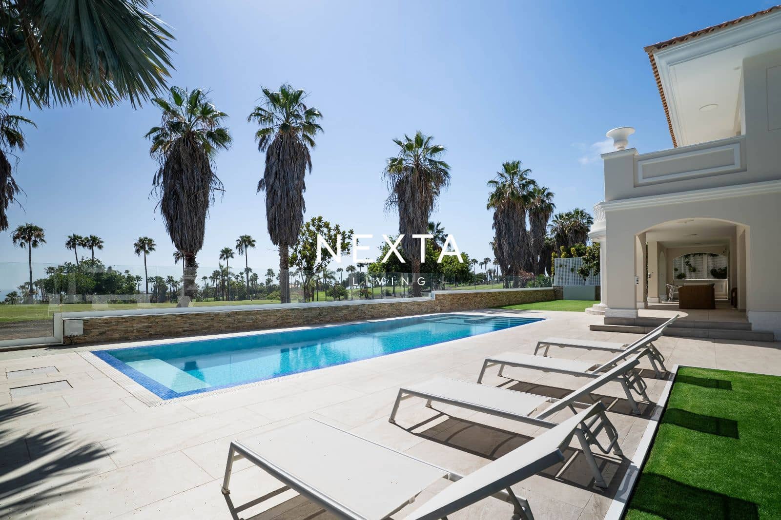 4 chambre Villa/Maison à vendre à La Caleta Adeje avec piscine garage - 3 500 000 € (Ref: 9921440)