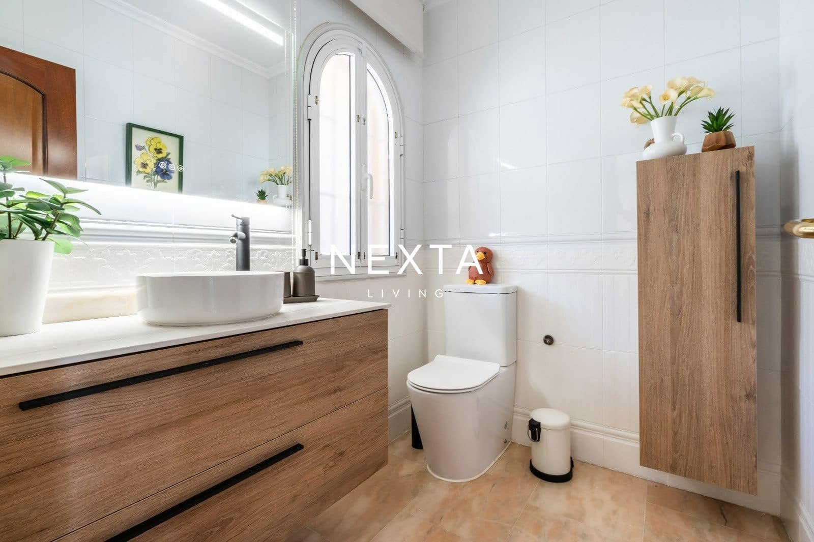 5 bedroom Townhouse for sale in Playa del Duque with pool garage - € 2,310,000 (Ref: 9928513)