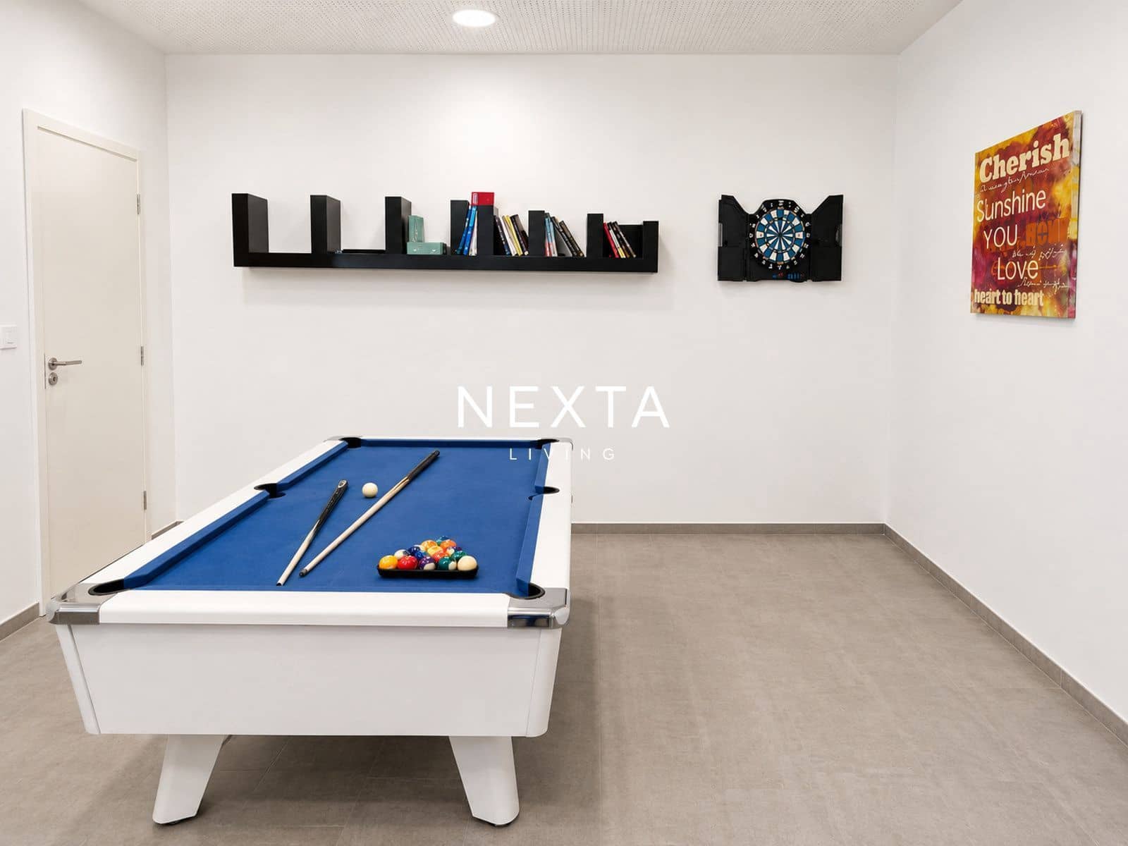 5 bedroom Villa for sale in Montana Roja with pool garage - € 575,000 (Ref: 9928514)